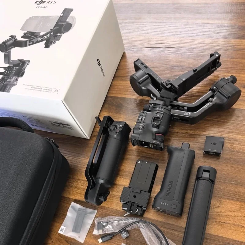 DJI RS 5 Combo – Stabilisateur  6