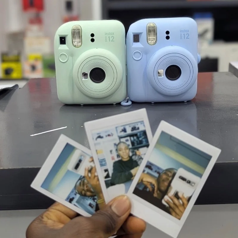 Fujifilm Instax Mini 12 2