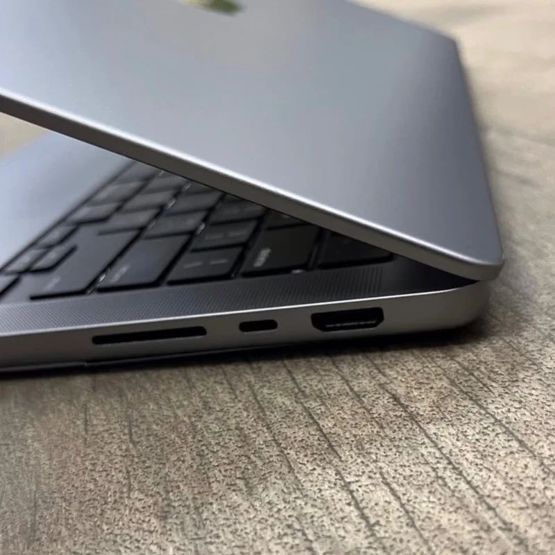 MacBook Pro M1 16" - 512Go 32Ram  6