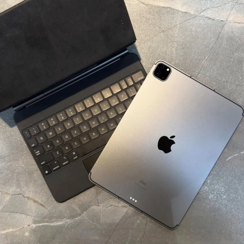 iPad Pro 13 pouces (M5) Wi-Fi + Cellular – 256Go 2