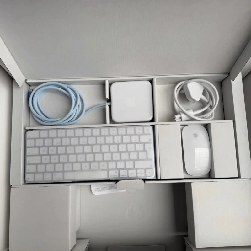 iMac 24 pouces (2024) – Apple M4 4
