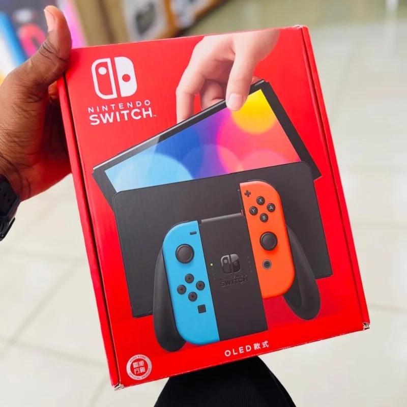 Nintendo Switch OLED — photo 1