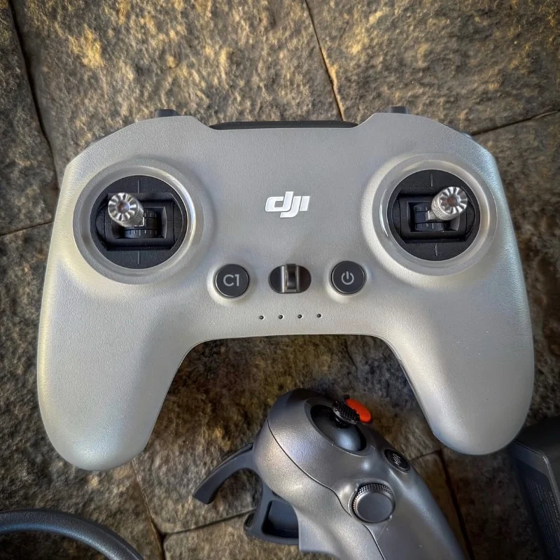 Drone DJI AVATA 2  3