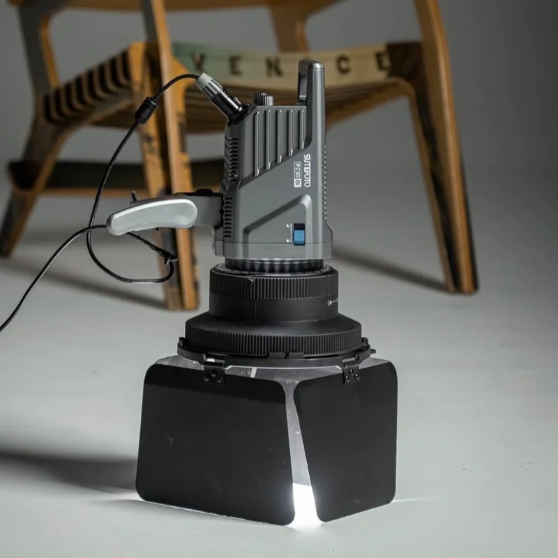 SUTEFOTO P230 Bi – Projecteur LED COB 230W 2