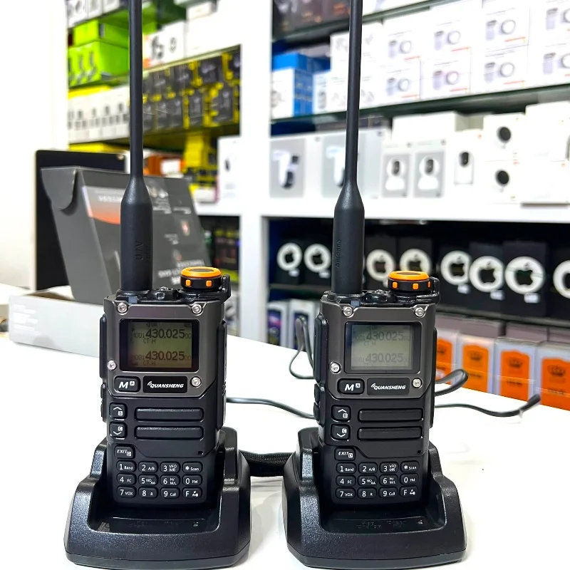 Talkie-Walkie Professionnel QUANSHENG UV-K6 – 200 Canaux 4