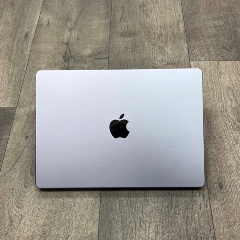 MacBook Pro M1 16" - 512Go 32Ram 