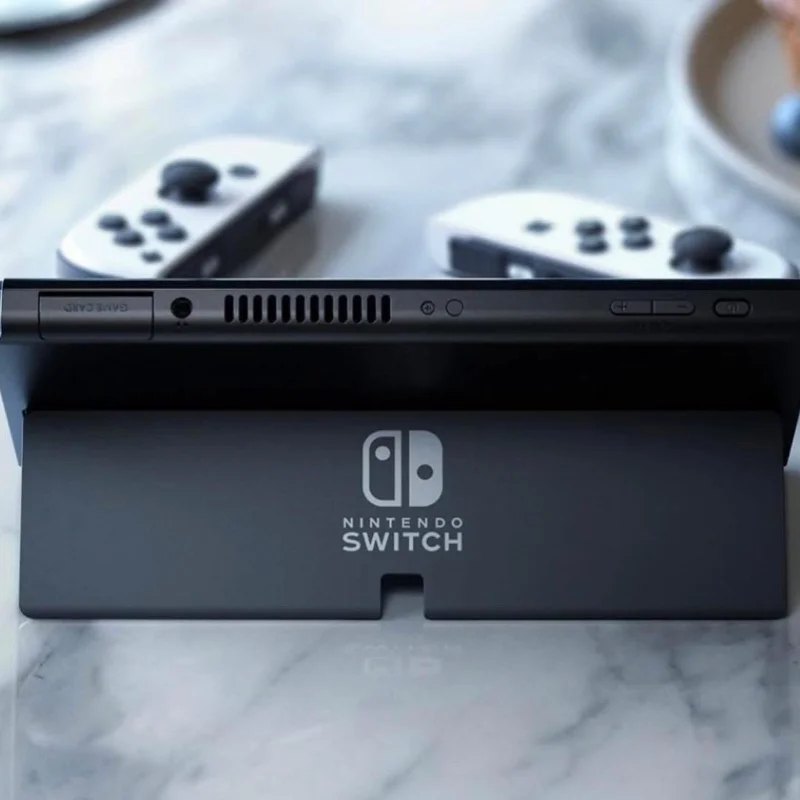 Nintendo Switch OLED 4