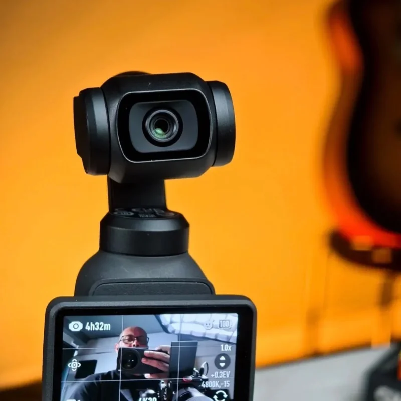 DJI Osmo Pocket 4 Creator Combo 3