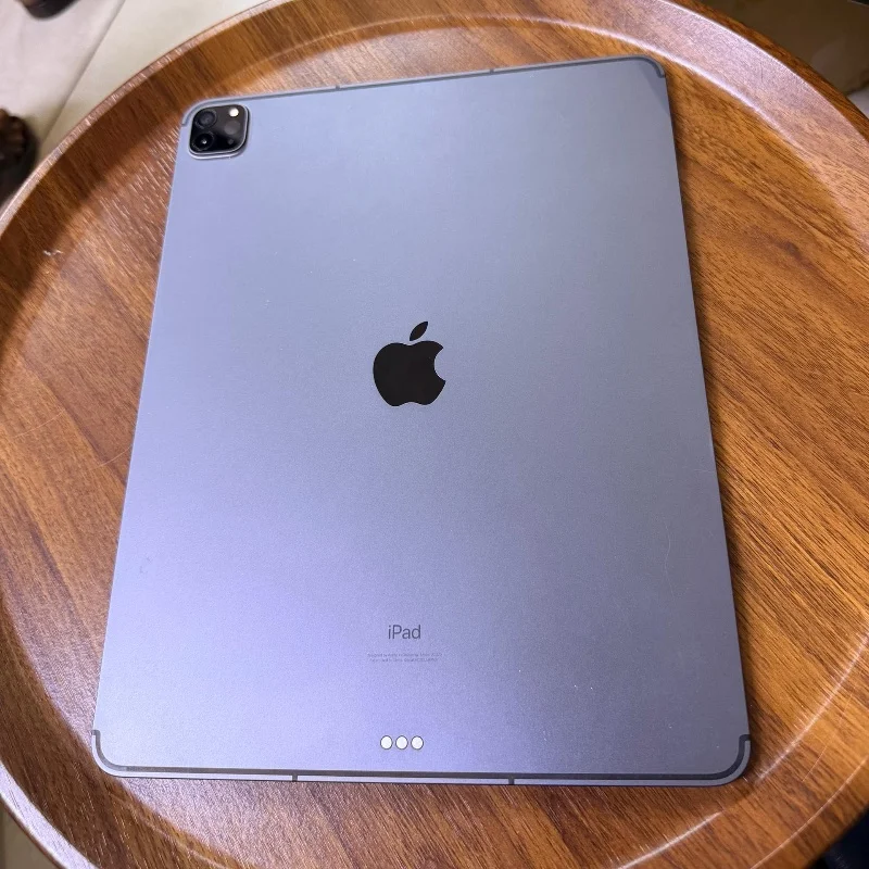 iPad Pro 12.9” (5Gen) – 1To Wi-Fi + Cellular