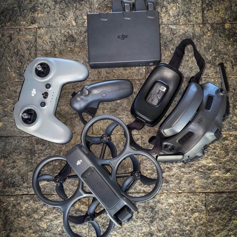 Drone DJI AVATA 2  6