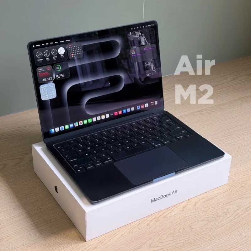 MacBook Air 13” – Apple M2  256Go