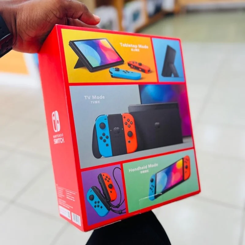 Nintendo Switch OLED 6