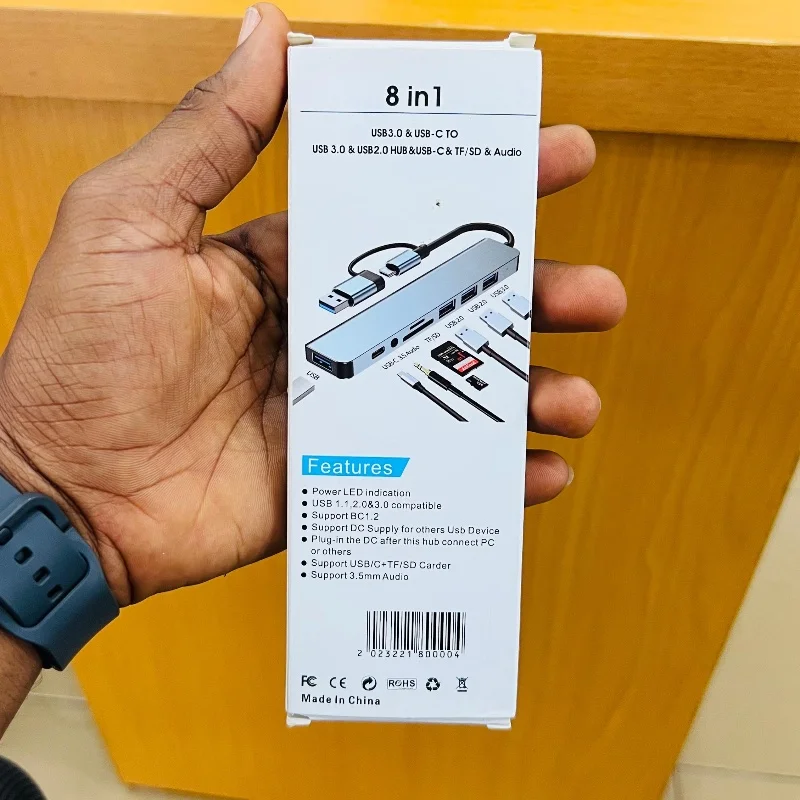 Adaptateur Hub USB-C 8 en 1 – Multiport Ultra Complet 2