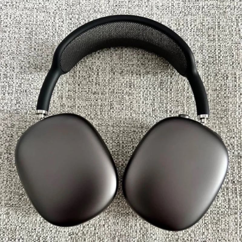 AirPods Max Lightning - Used  3