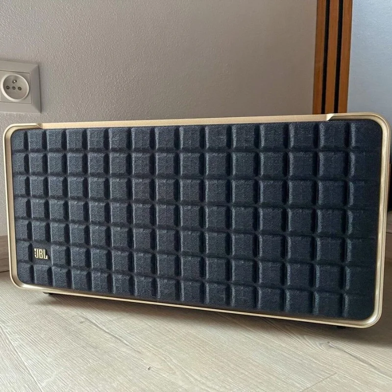 JBL Authentics 500  5