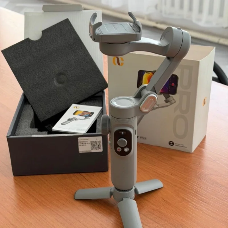 AOCHUAN Smart X Pro – Stabilisateur Smartphone 3 Axes 2