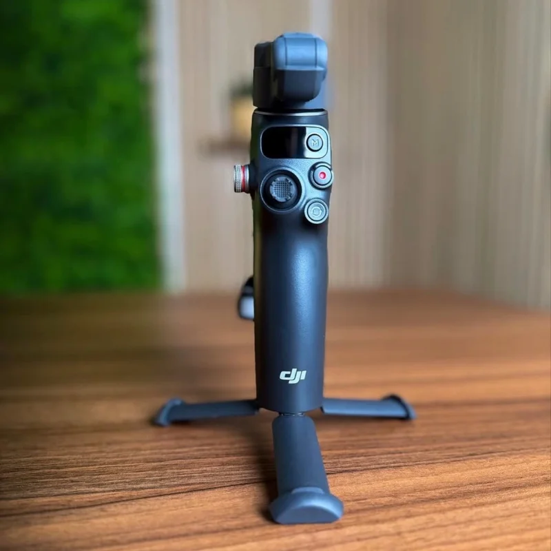 DJI OSMO MOBILE 8 - Stabilisateur  2