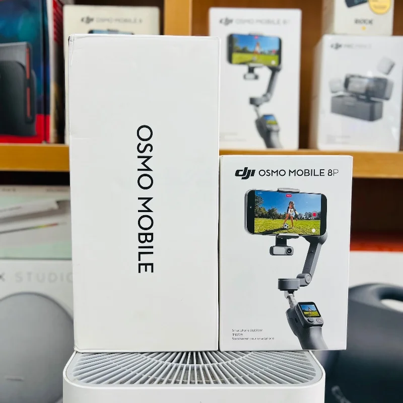 DJI Osmo Mobile 8P Creator Combo 
