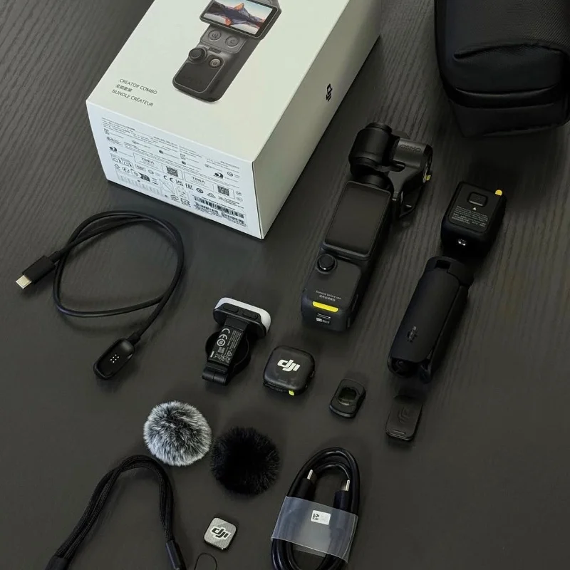 DJI Osmo Pocket 4 Creator Combo 2